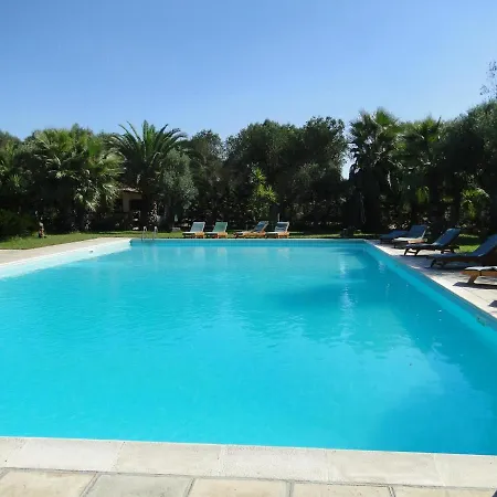 Tenuta Ambrosia Vila Taviano (Lecce)