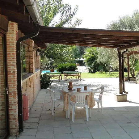 Vila Tenuta Ambrosia Taviano (Lecce)