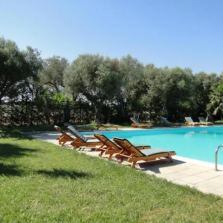 Tenuta Ambrosia Vila Taviano (Lecce)