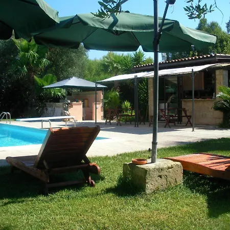 Tenuta Ambrosia Vila Taviano (Lecce)