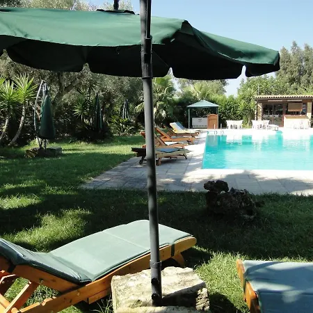 Tenuta Ambrosia Vila Taviano (Lecce)